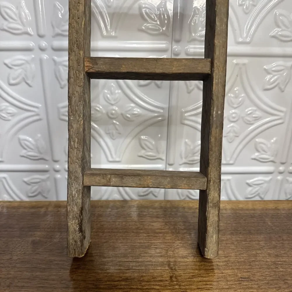 Antique Primitive Wooden Ladder Rustic Décor Brown Medium Wood Primitive